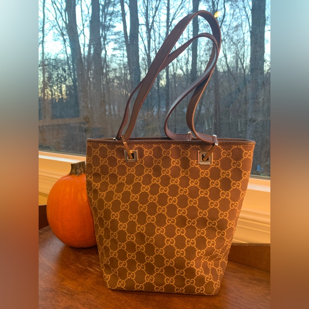 Gucci vintage bucket tote GG monogram, dark brown, small.